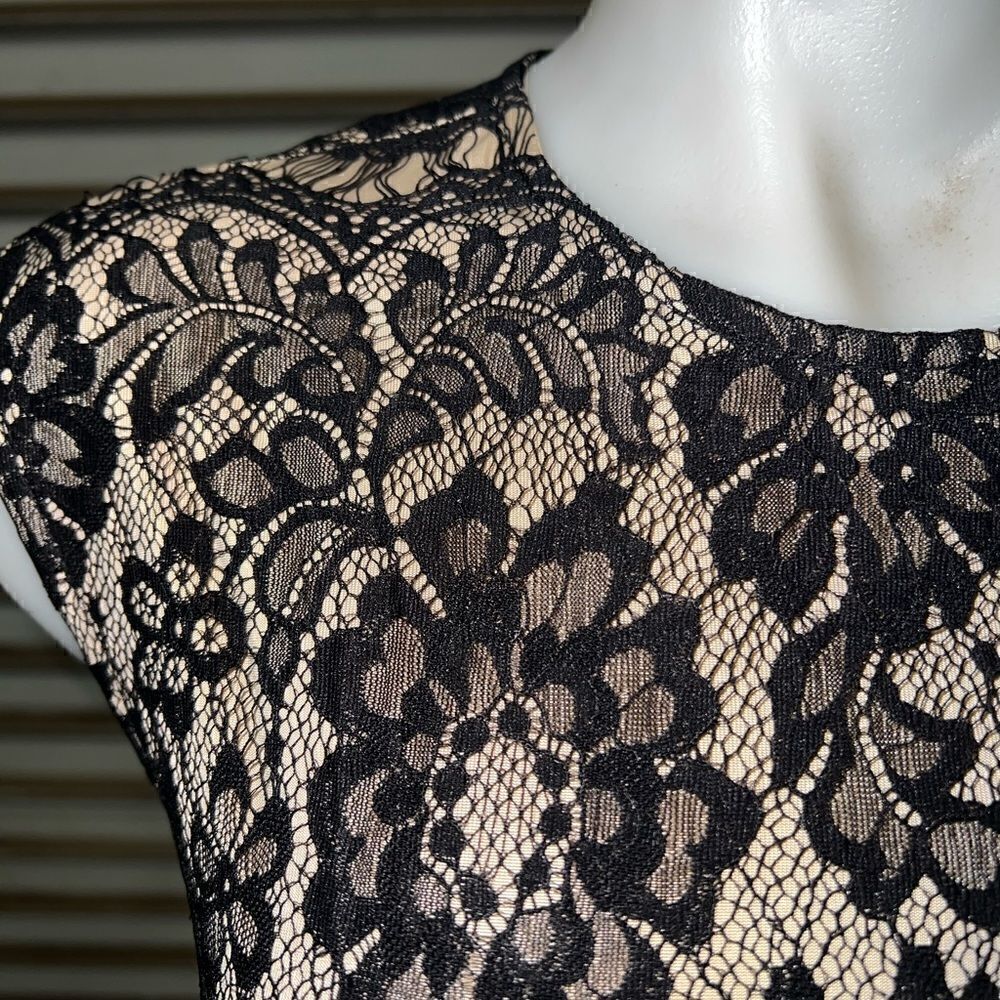 Caribbean Queen lace dress size small - Picture 4 of 6